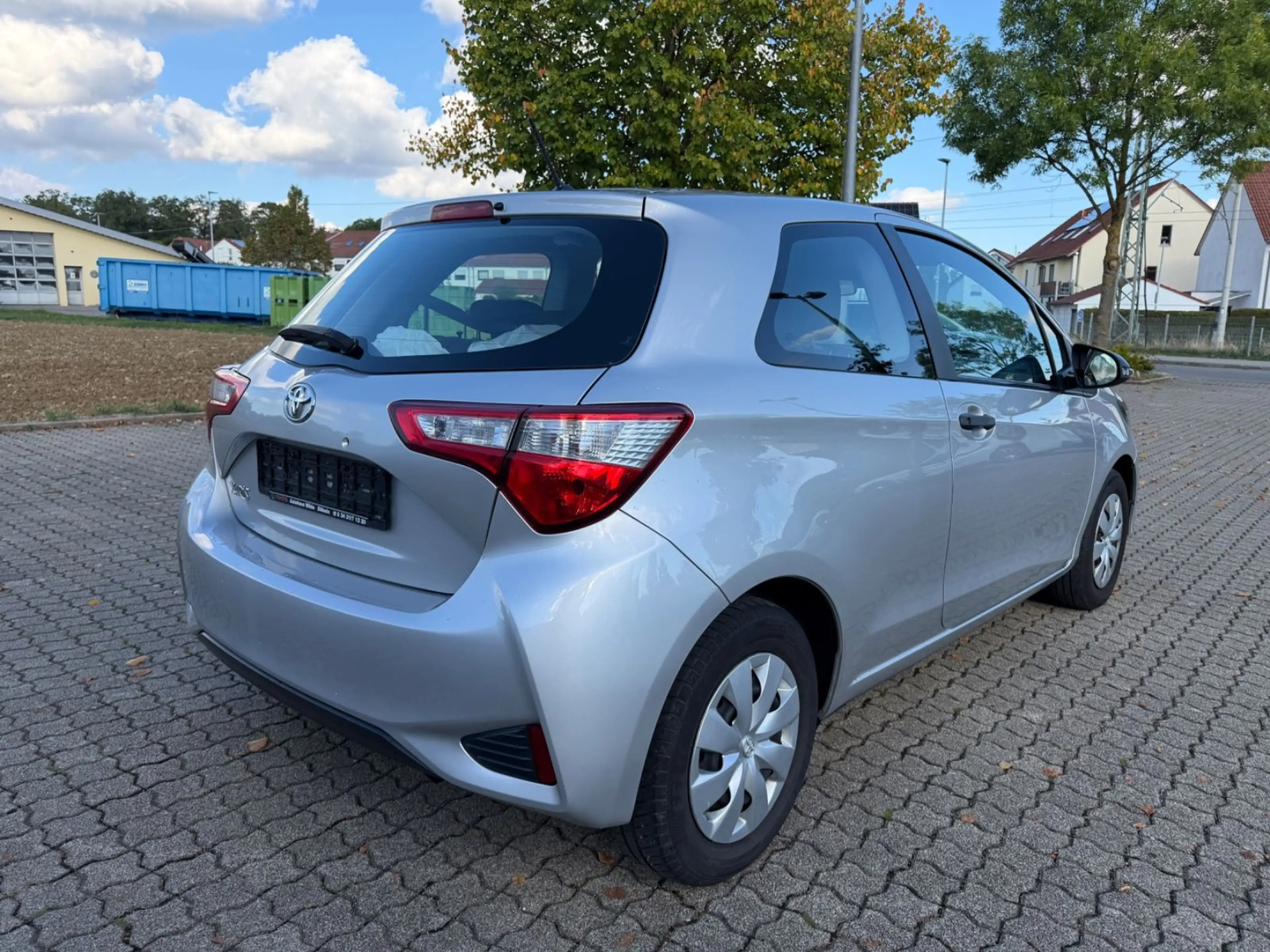 Toyota Yaris Basis * 1.Hand, Klima, Spurhalte, * — photo 5