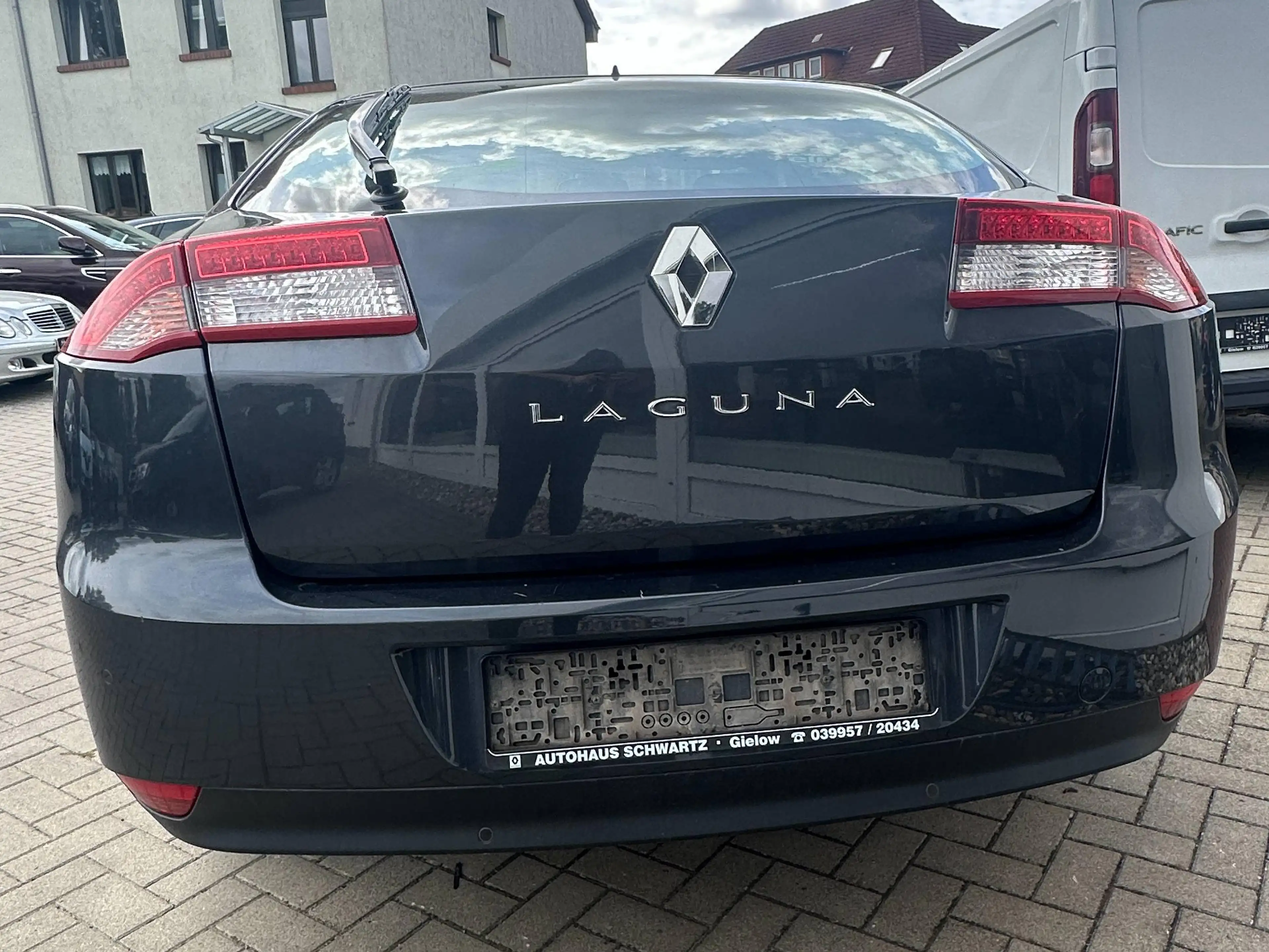 Renault Laguna Paris — photo 7