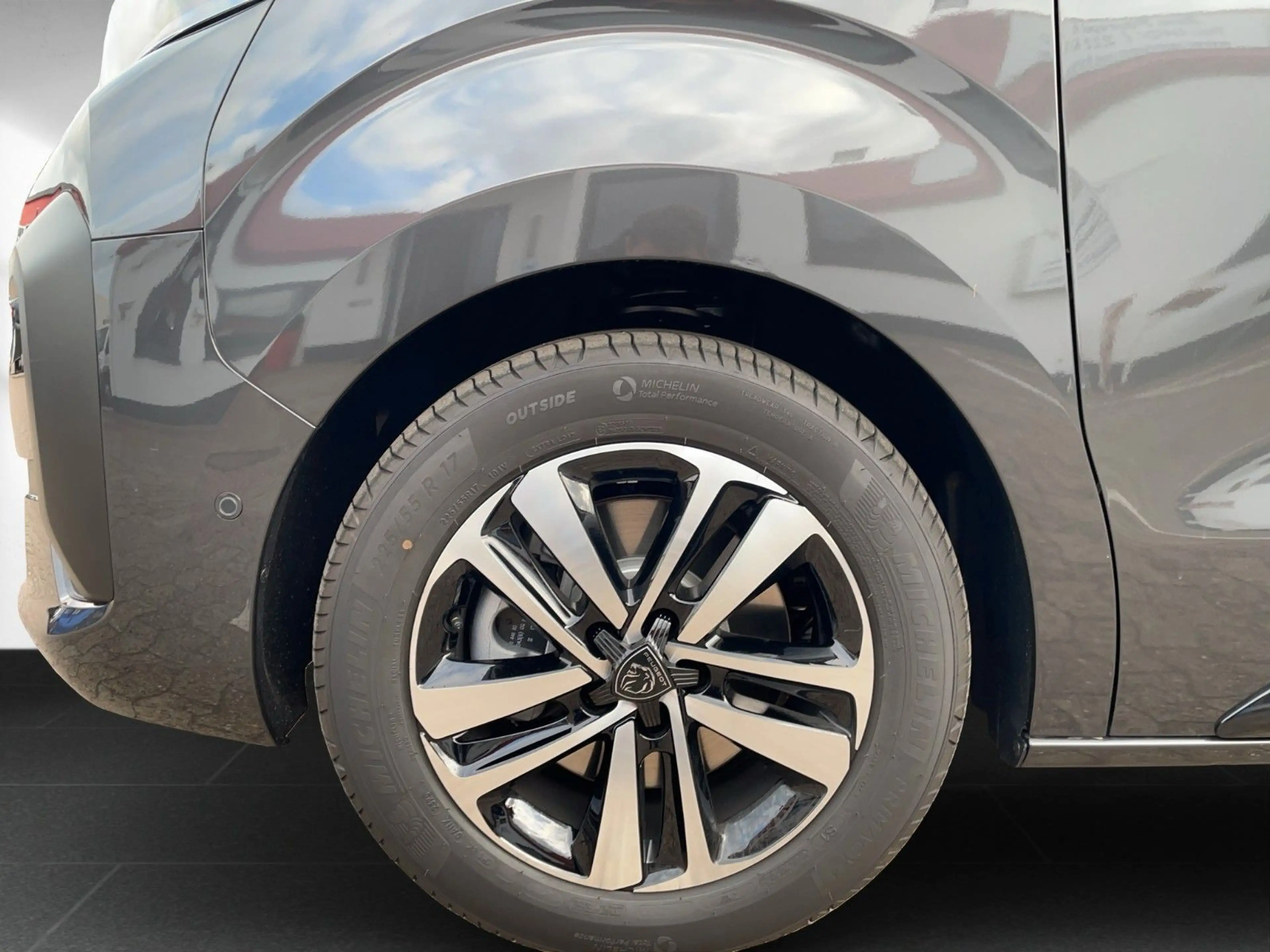 Peugeot Traveller 2.2 BlueHDi Pano/Leder,sofort lieferb. — photo 9