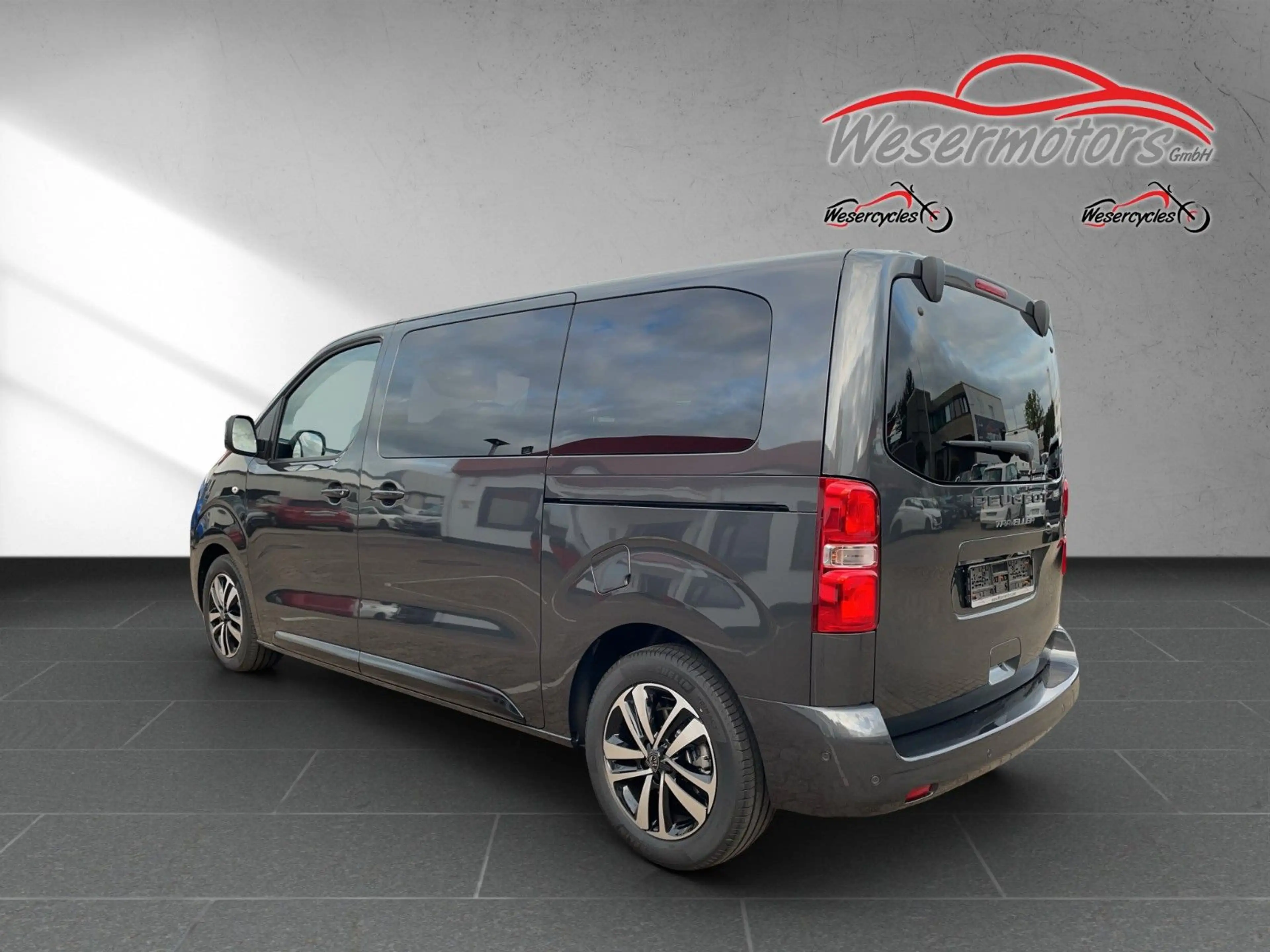 Peugeot Traveller 2.2 BlueHDi Pano/Leder,sofort lieferb. — photo 4