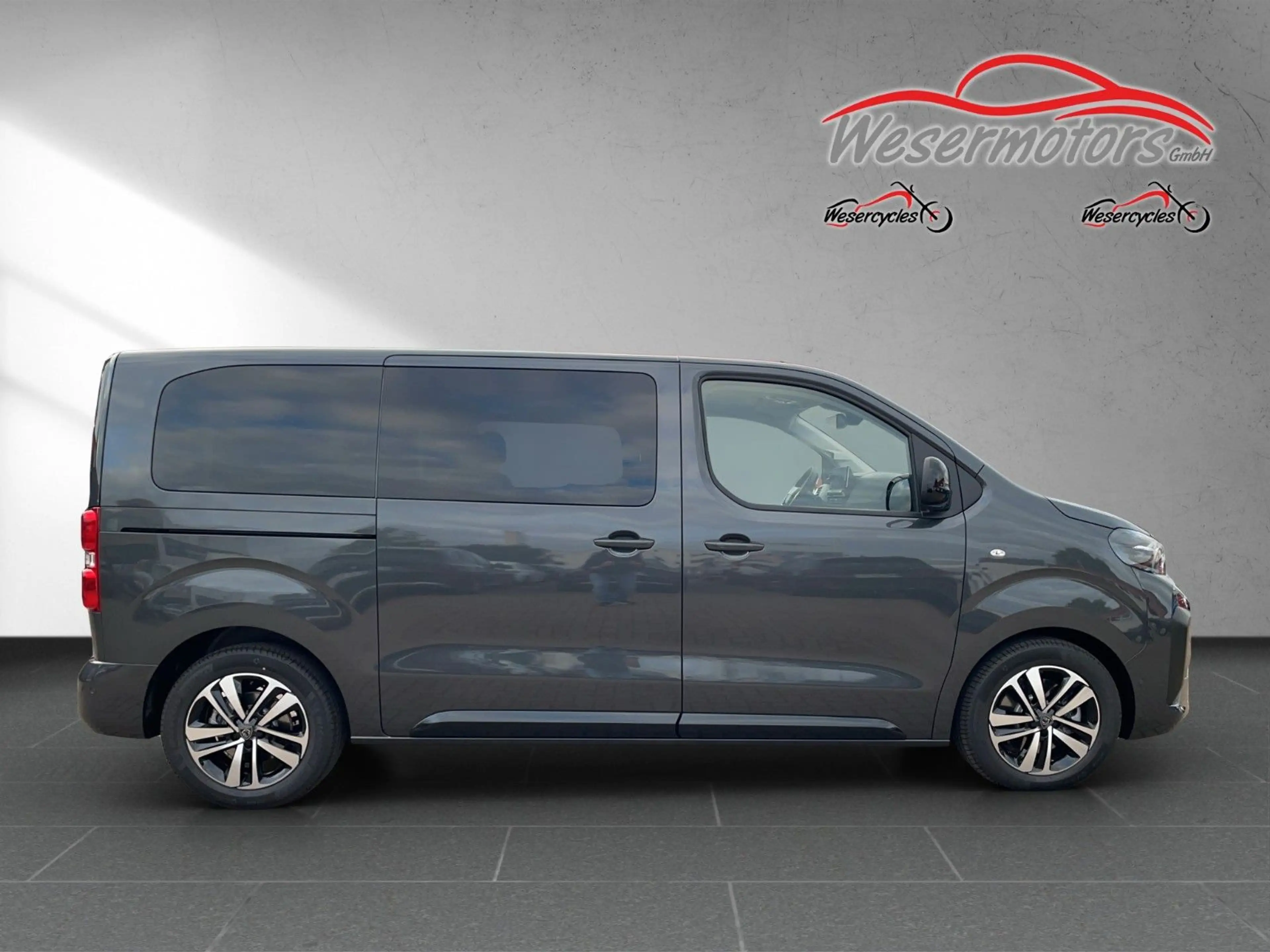 Peugeot Traveller 2.2 BlueHDi Pano/Leder,sofort lieferb. — photo 7