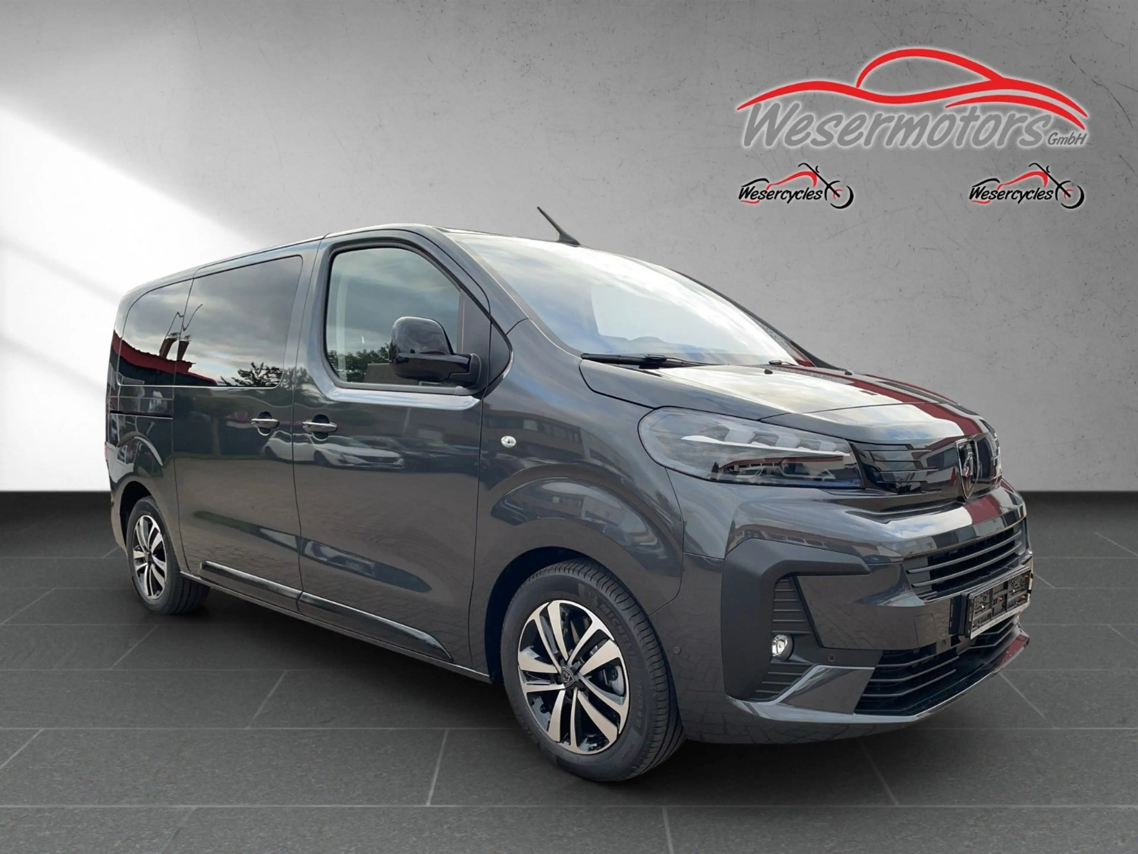 Peugeot Traveller 2.2 BlueHDi Pano/Leder,sofort lieferb. — photo 3