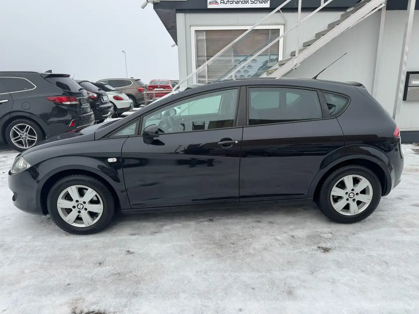 SEAT Leon Reference 1.4 TSI Schwarz - 2