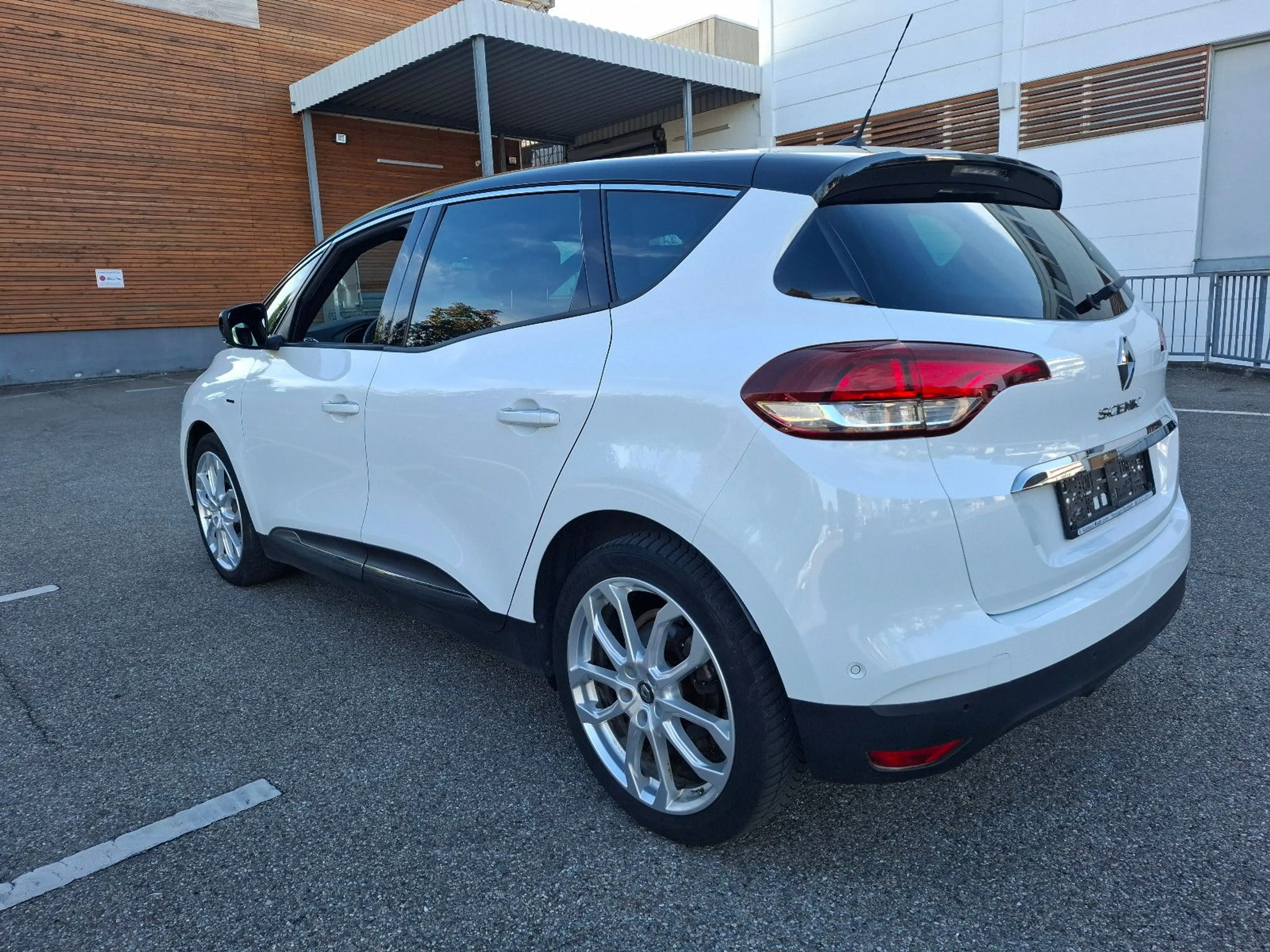 Renault Scenic IV Black Edition*Alcantara*Pano*Kamera* — photo 4