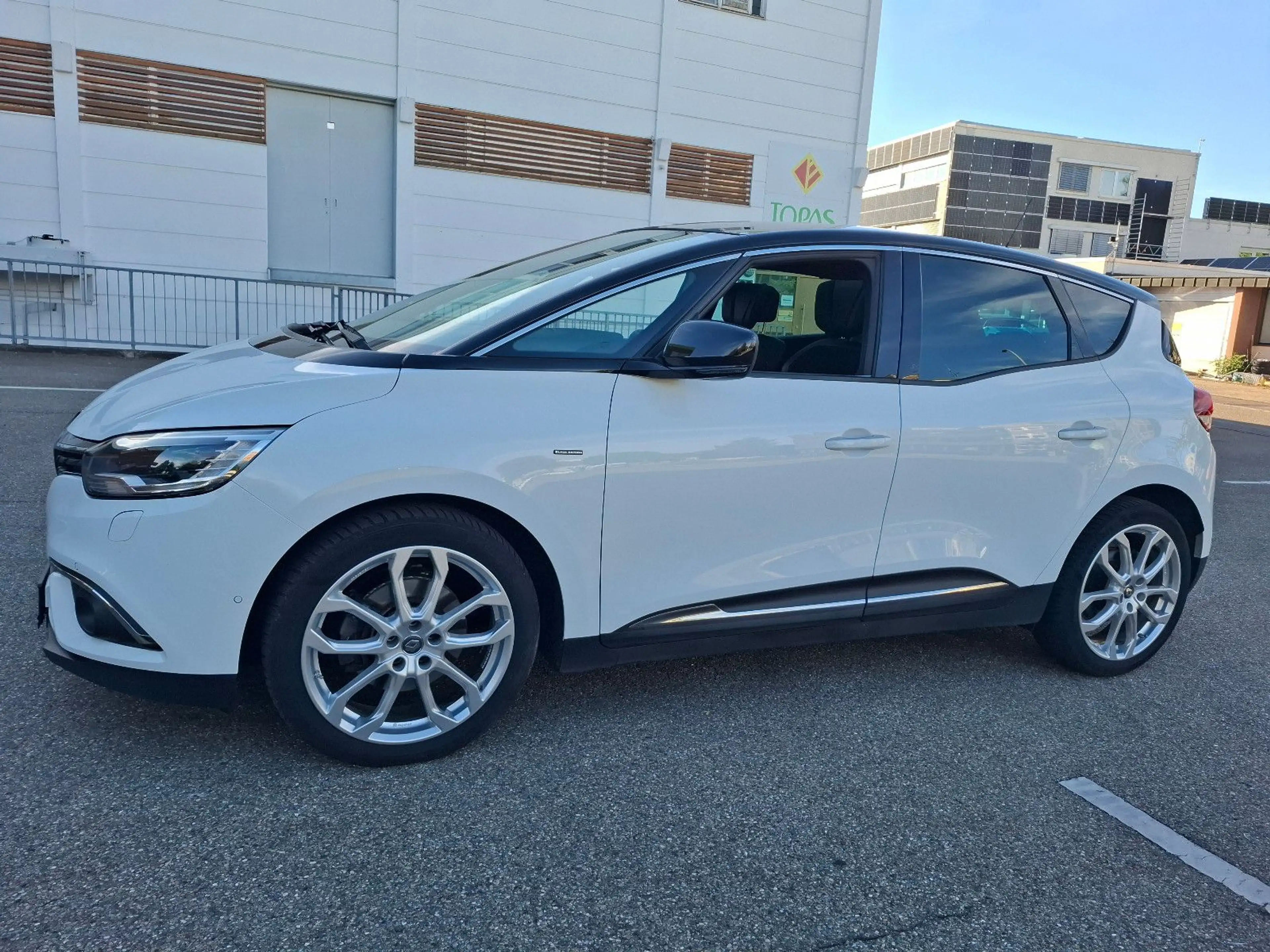 Renault Scenic IV Black Edition*Alcantara*Pano*Kamera* — photo 2