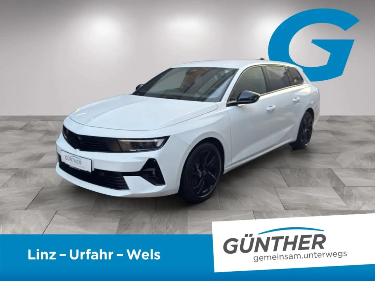 Opel Astra ST GS 1.2 130PS Weiß - 1