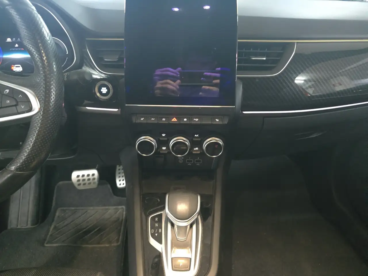Renault Arkana 1.6 E-TECH FULL HYBRID E-TECH ENGINEERED FAST TRAC, миниатюра 13