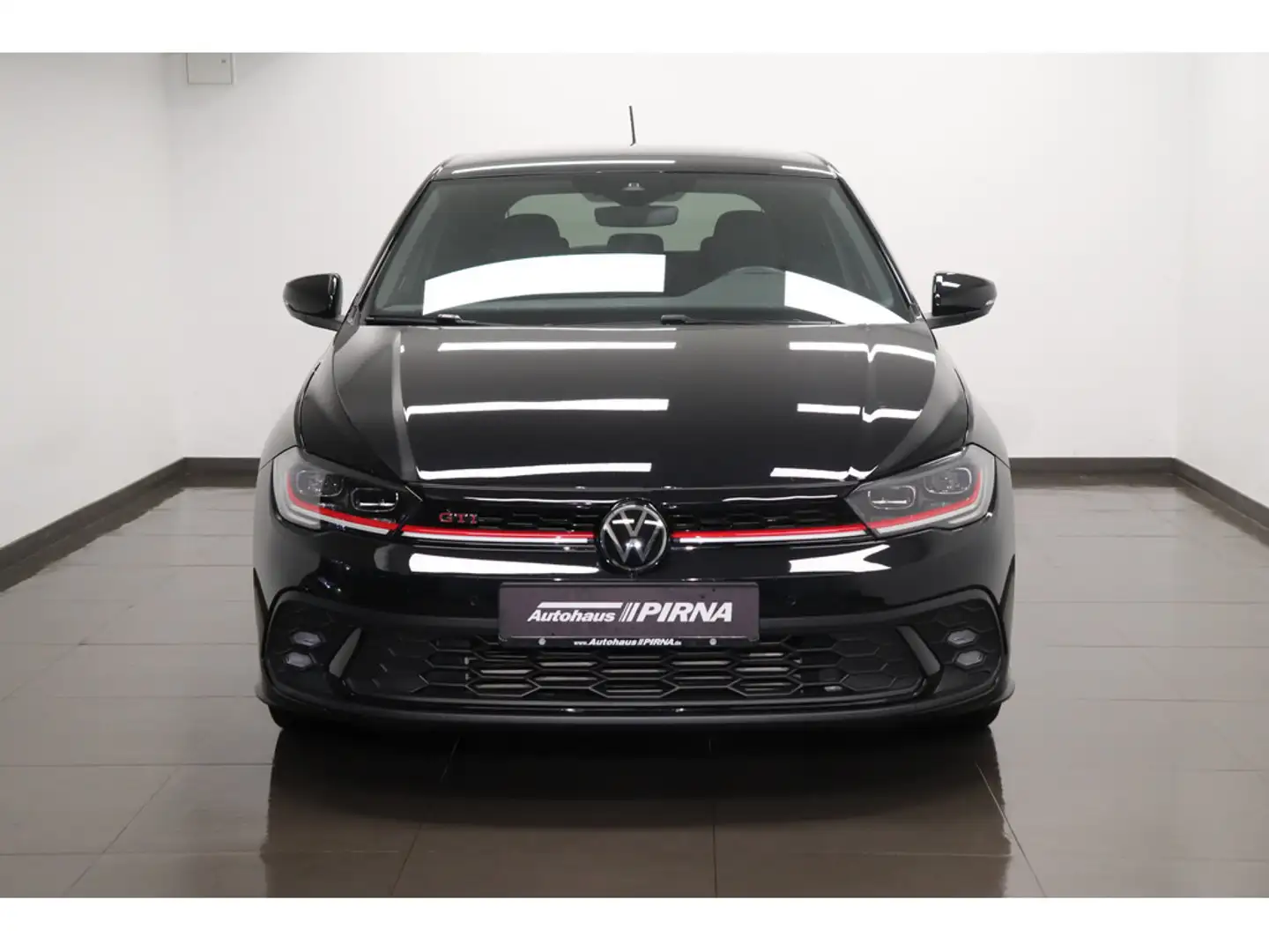 Volkswagen Polo 2.0 TSI GTI Matrix NAVI Schwarz - 2