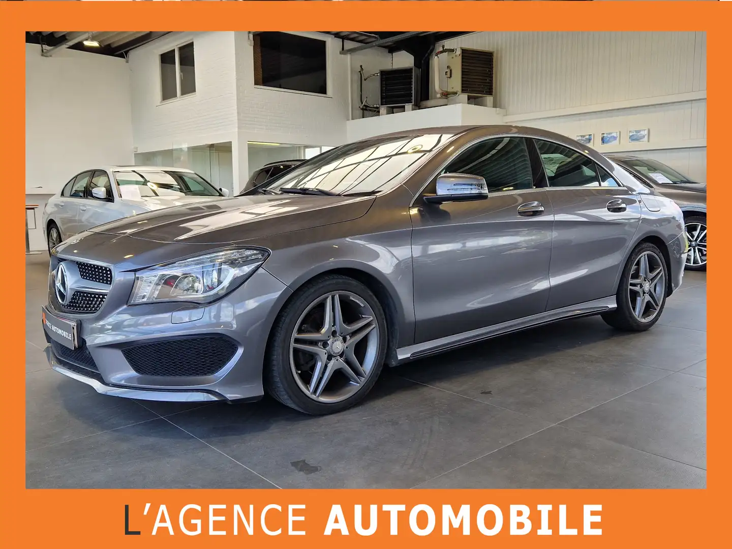 Mercedes-Benz CLA 200 D Pack Amg - Garantie 12M Gris - 1