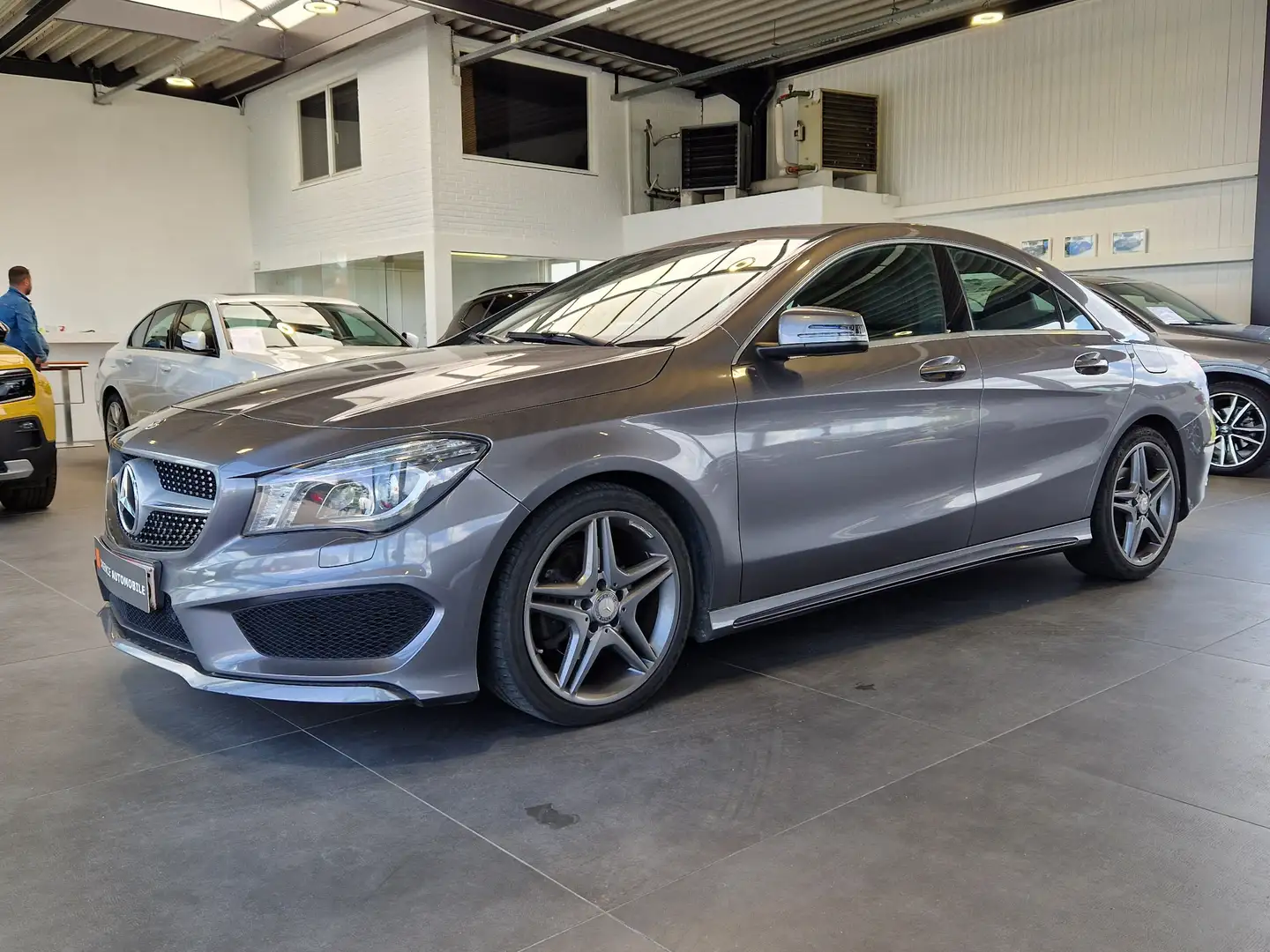 Mercedes-Benz CLA 200 D Pack Amg - Garantie 12M Gris - 2