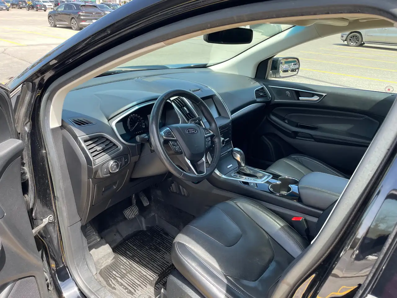Ford Edge photo Ford Edge