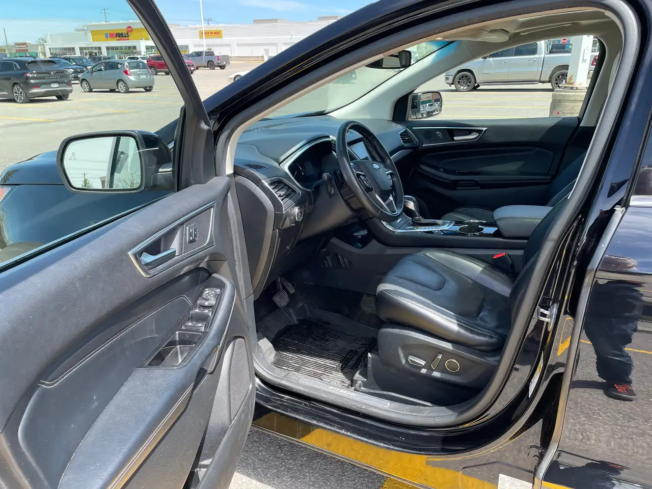Ford Edge photo Ford Edge