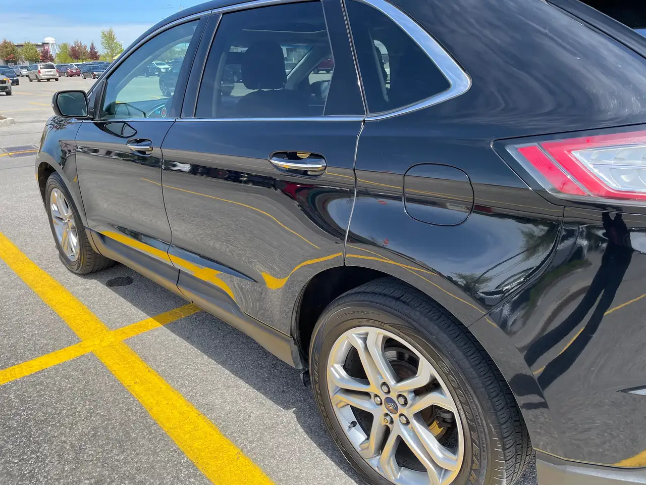 Ford Edge photo Ford Edge