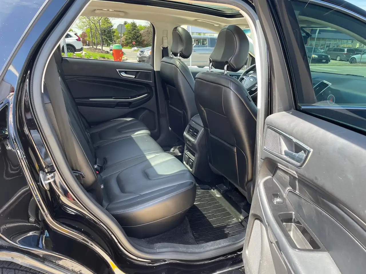 Ford Edge photo Ford Edge