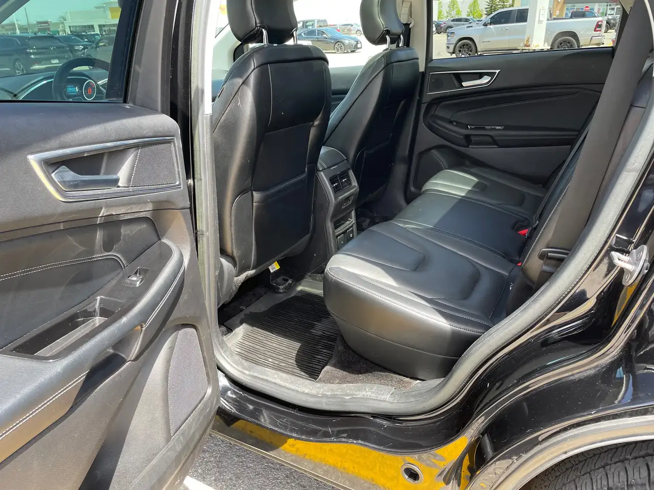 Ford Edge photo Ford Edge