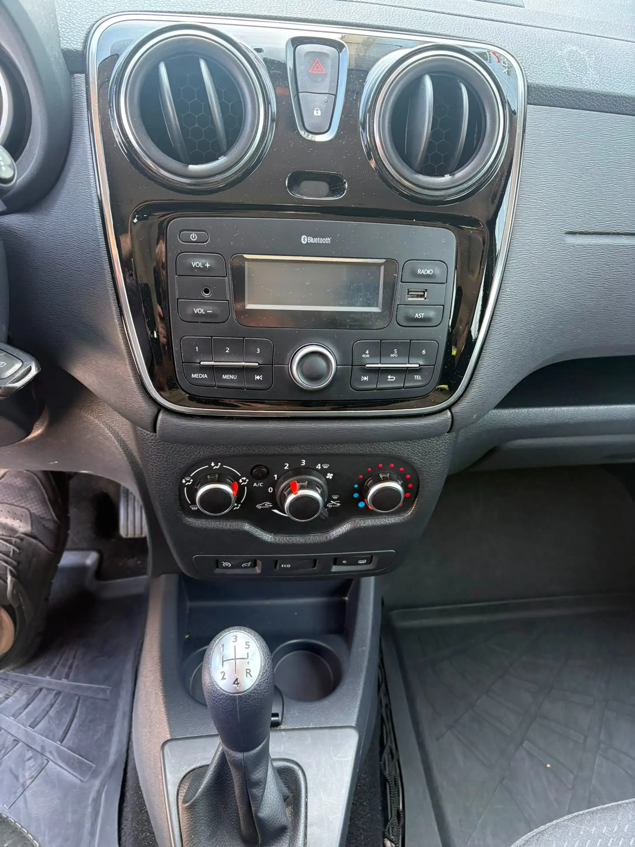 Dacia Lodgy Lodgy Supreme TCe 115 S — photo 12