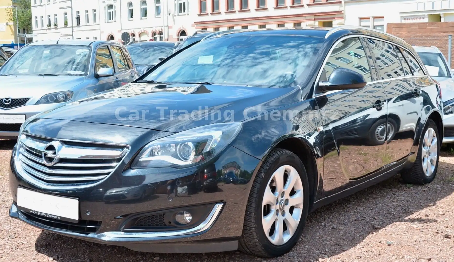 Opel Insignia A Sports Tourer Allrad Navi Xenon Leder Schwarz - 1