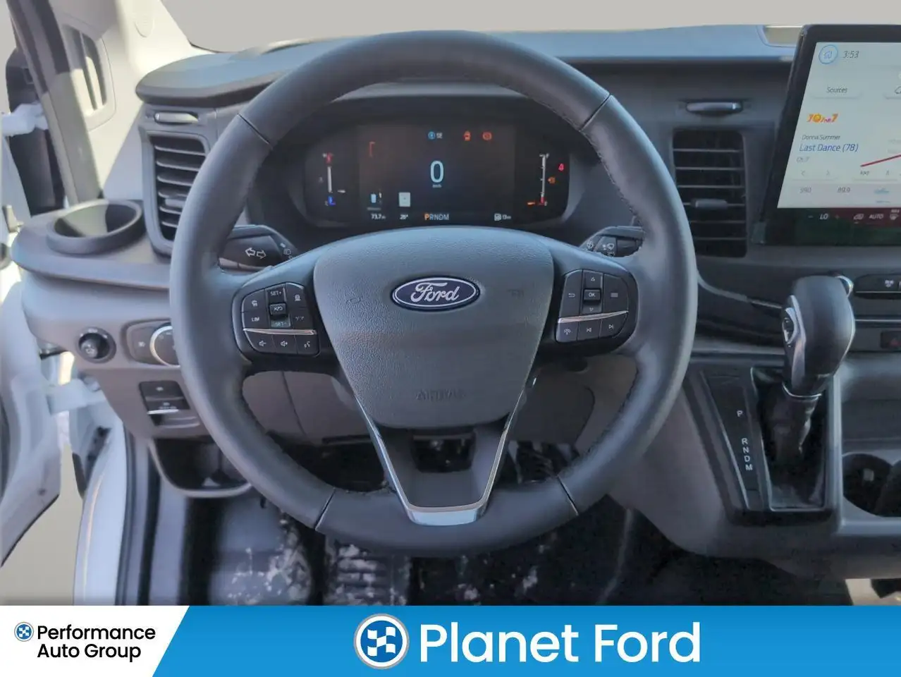 Ford Transit Cargo Van снимка Ford Transit Cargo Van