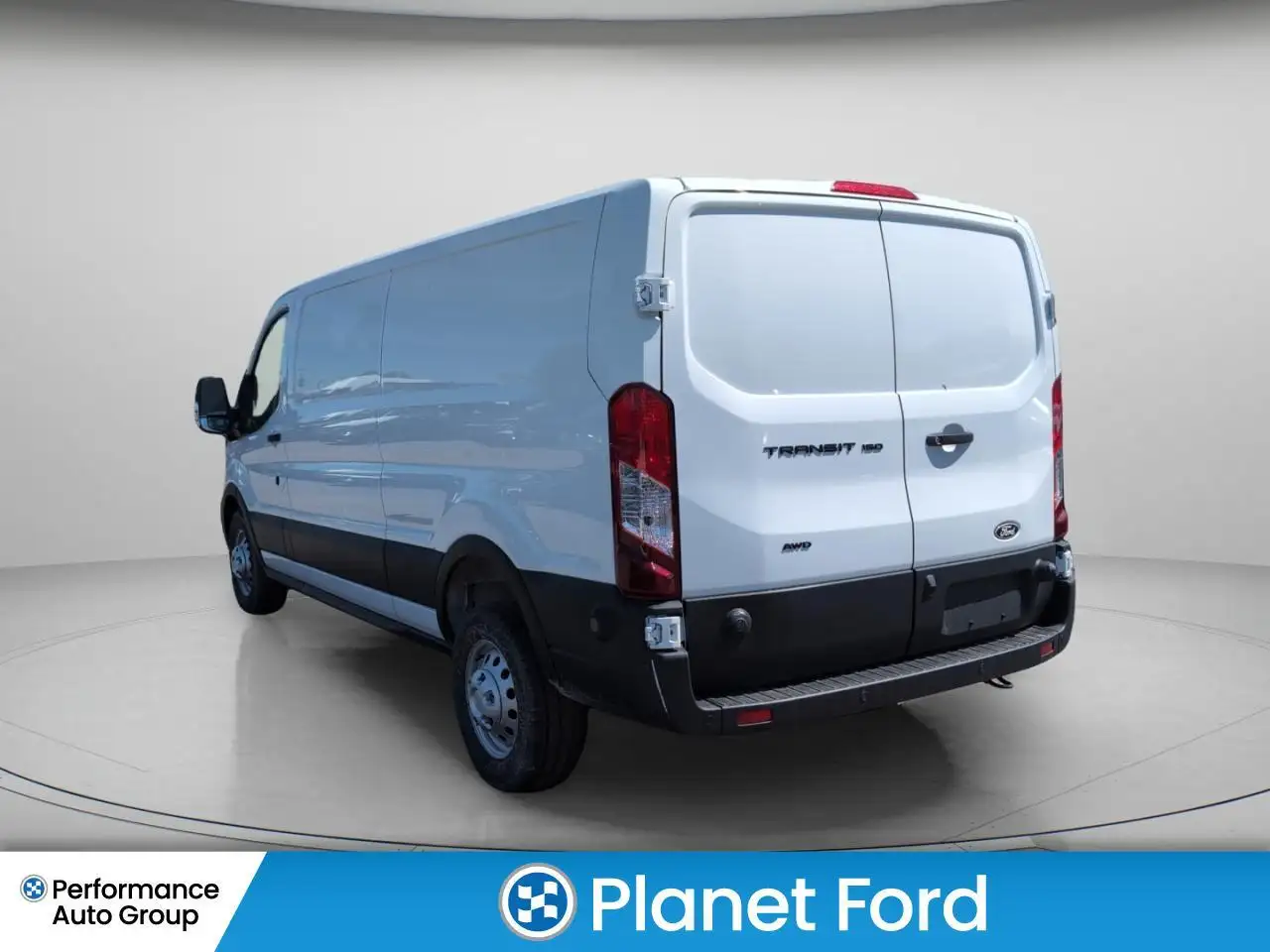Ford Transit Cargo Van снимка Ford Transit Cargo Van