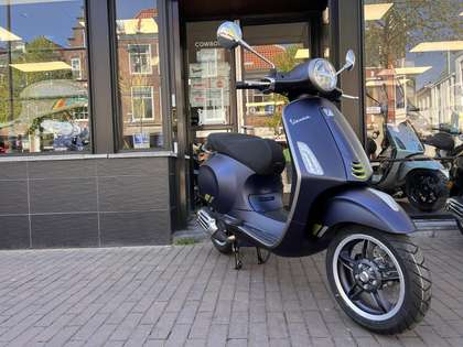 Vespa Primavera VESPA PRIMAVERA 2025 EURO5+ 0KM SUPER-DEAL NIEUW!