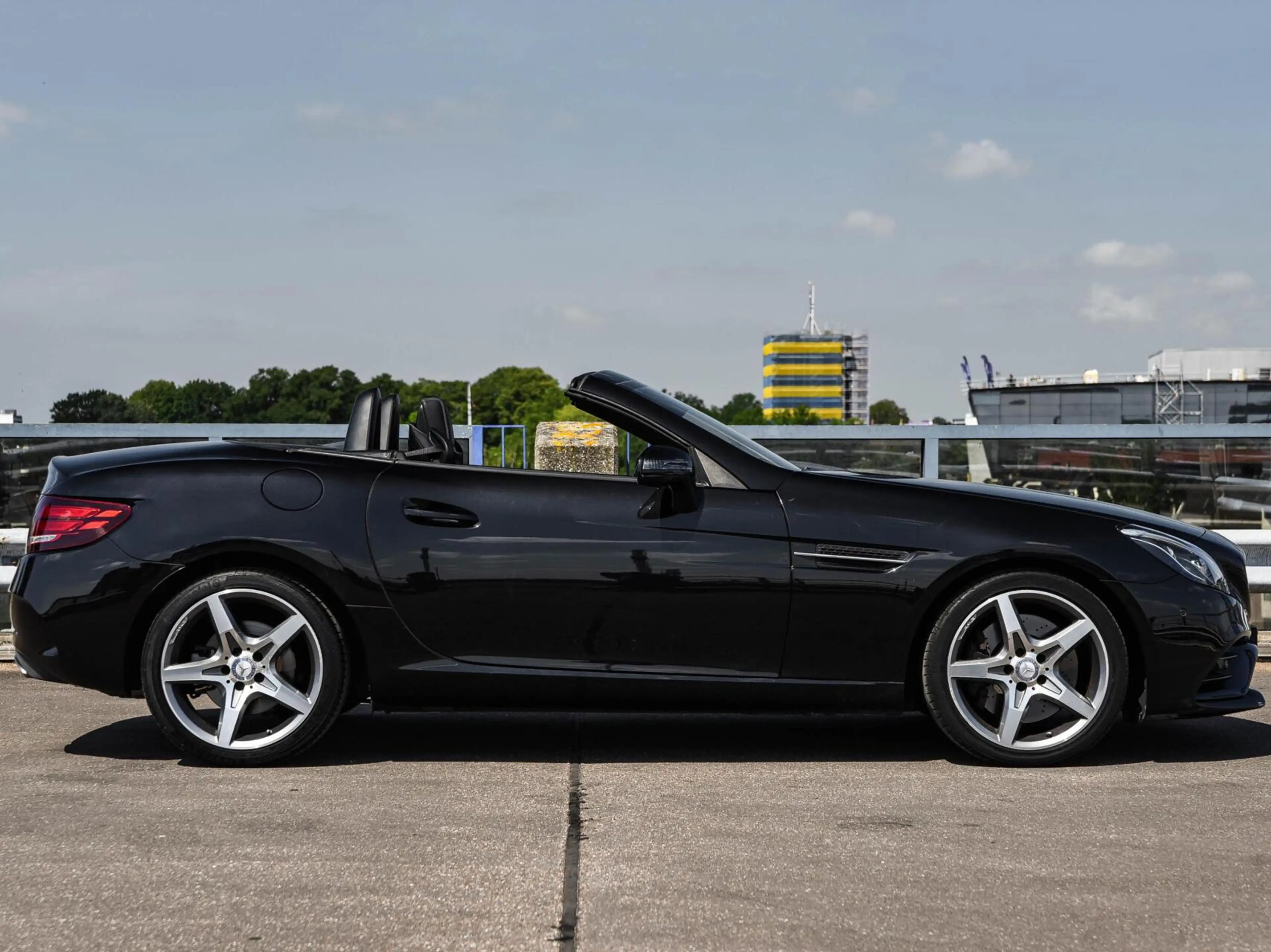 Mercedes-Benz SLC 200 AMG Edition | Panoramadak | Harman/Kardon | Airsca — photo 9