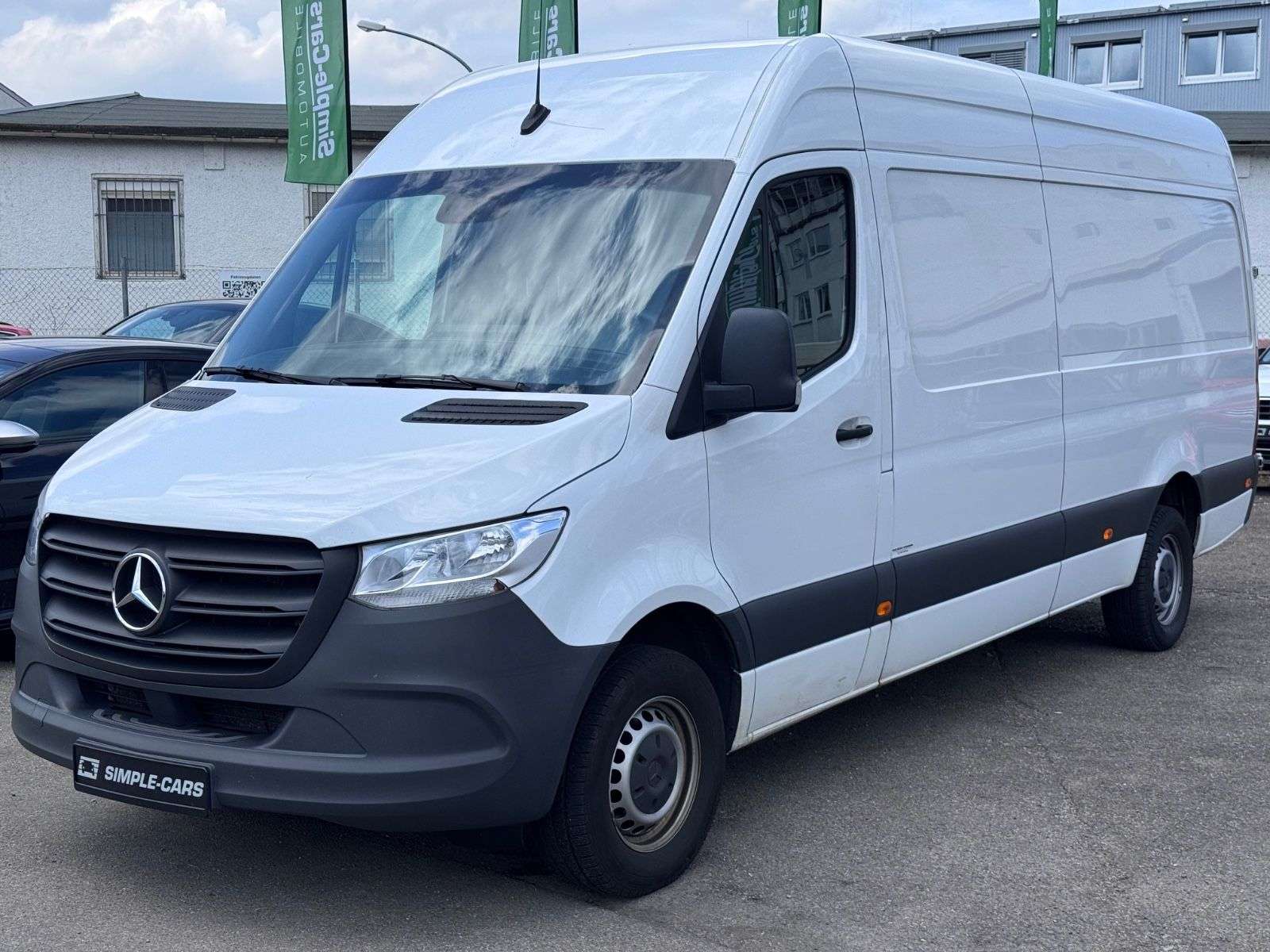 Second hand Mercedes Benz Sprinter 