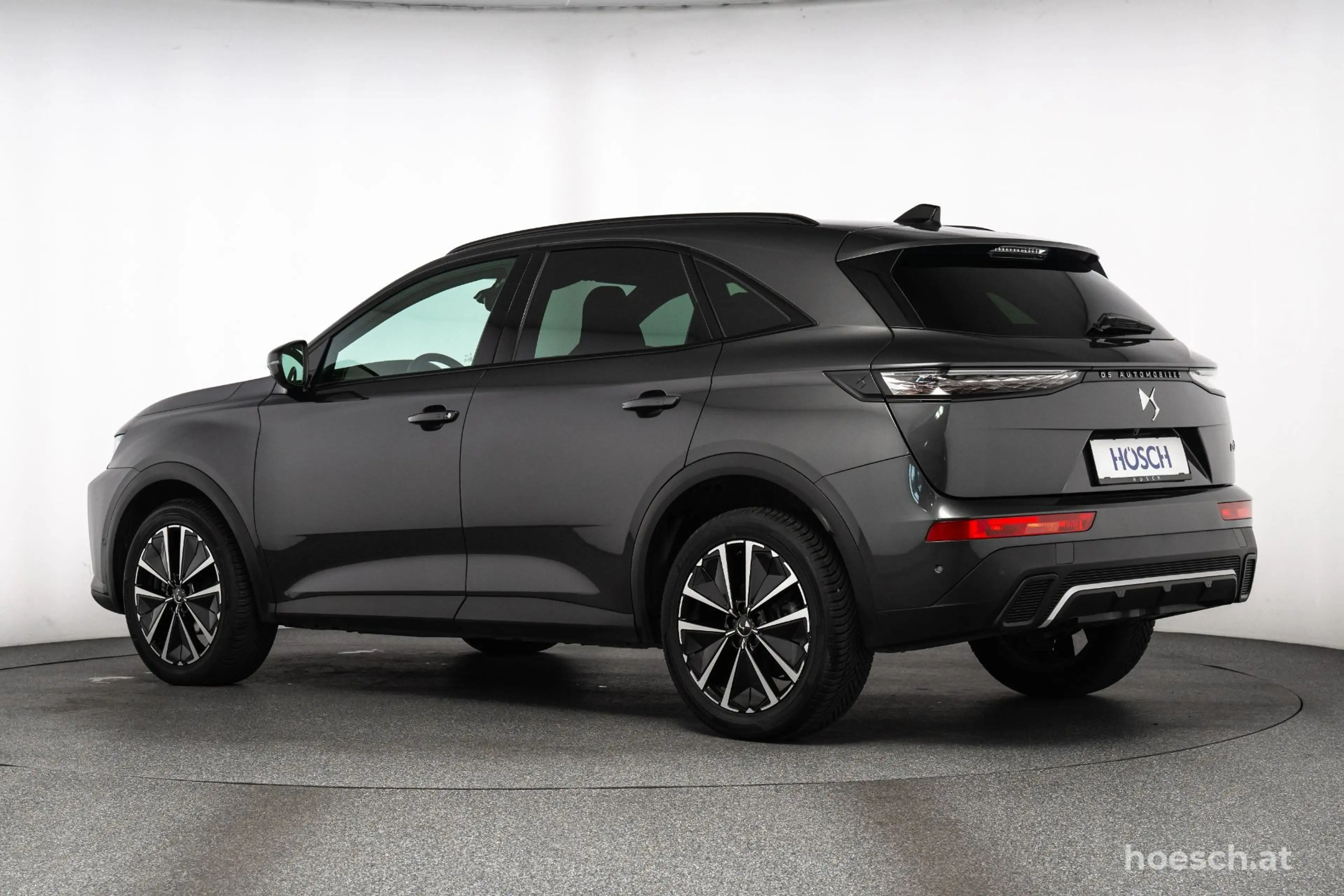DS Automobiles DS 7 Crossback HDi 130 PALLAS EXTRAS WENIG KM — photo 4