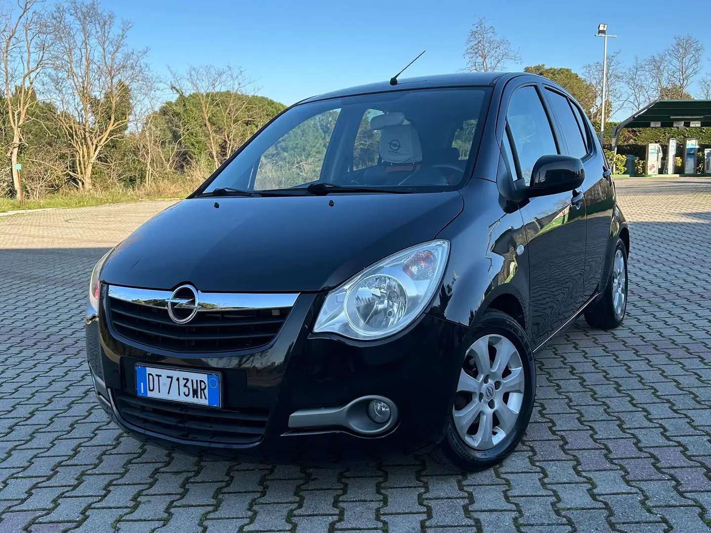 Opel Agila Agila II 2009 1.0 12v Enjoy 68cv Nero - 1
