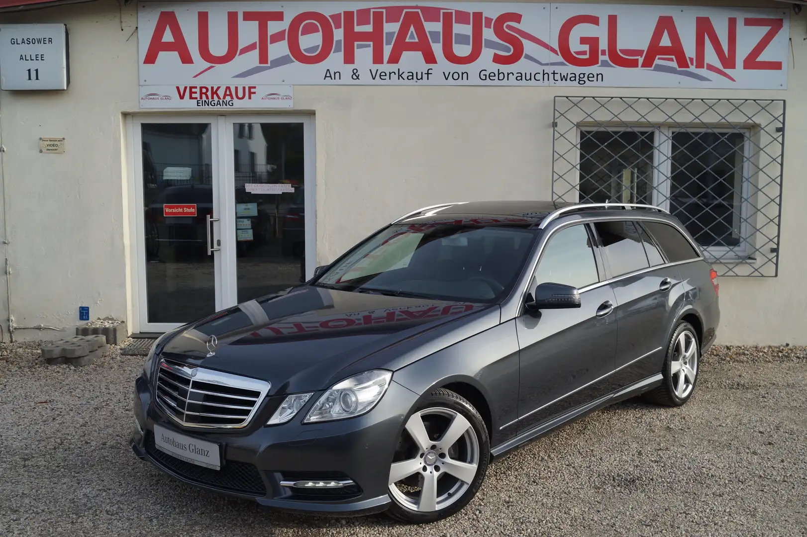 Mercedes-Benz E 250 E 250 T CDI BlueEfficiency Voll Gris - 1