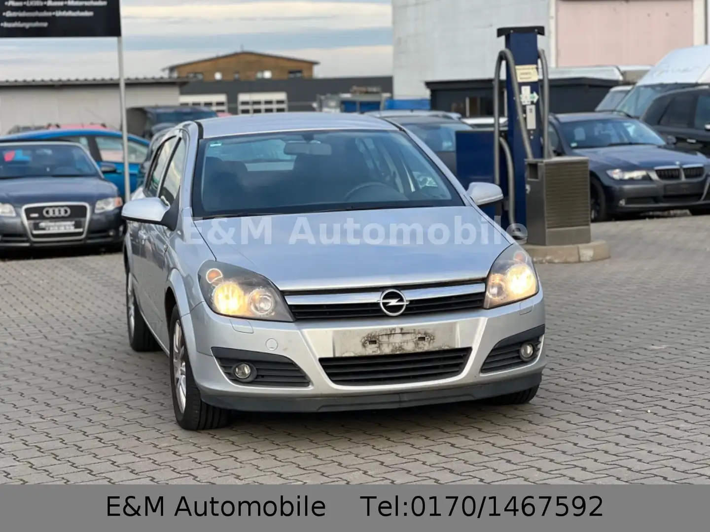 Opel Astra H Lim. Edition*5-TÜRER*1.6*TEMPOMAT* Srebrny - 2