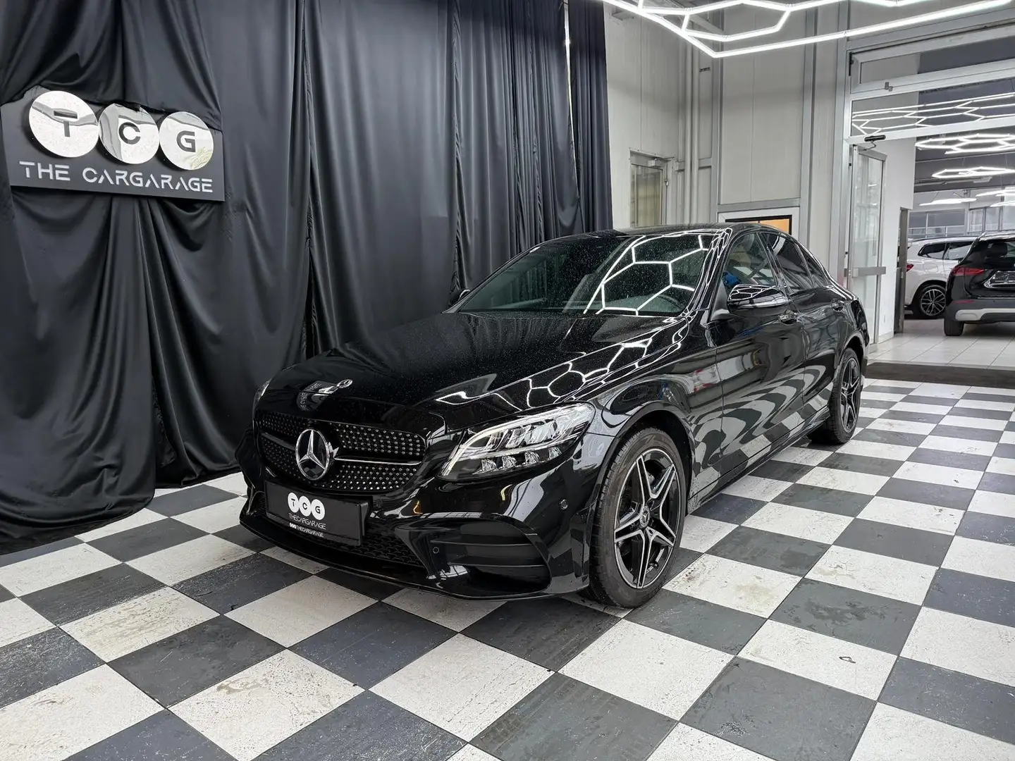 Mercedes-Benz C 200 C 200 d (205.001) Schwarz - 1