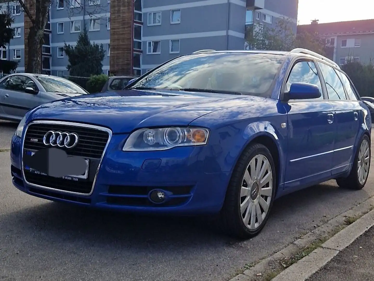Audi A4 A4 Avant 3.0 TDI DPF quattro S-Line Blau - 1