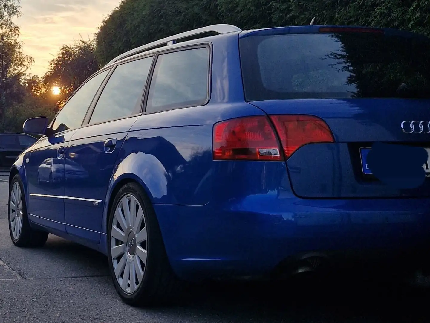 Audi A4 A4 Avant 3.0 TDI DPF quattro S-Line Blau - 2