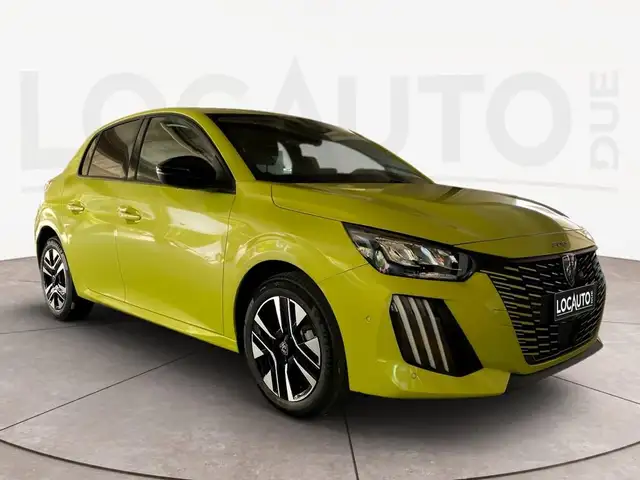 Peugeot 208 view 3
