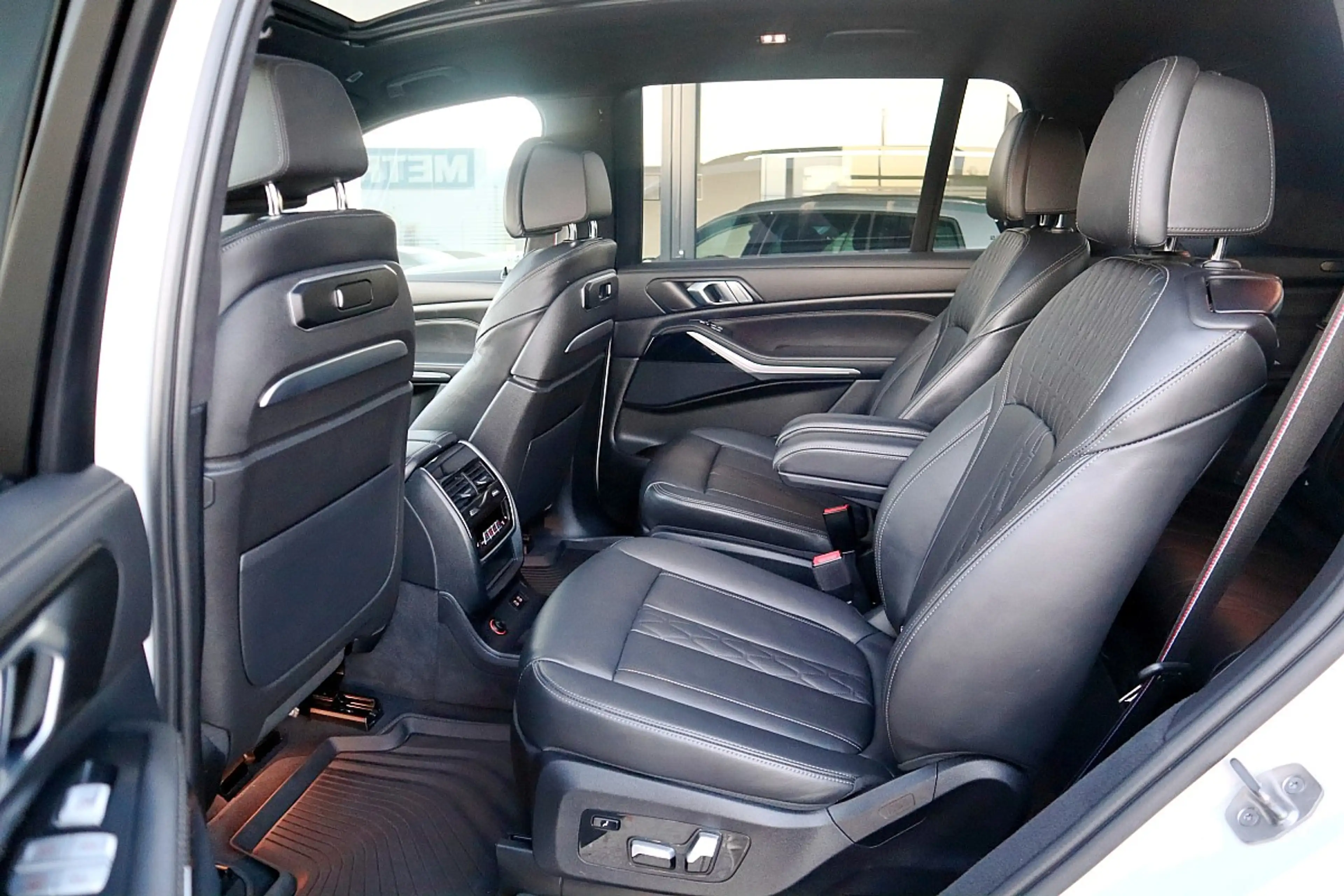 BMW X7 xDrive40d 48V Aut.  *Neues Model* *M-Sportpaket... — photo 8