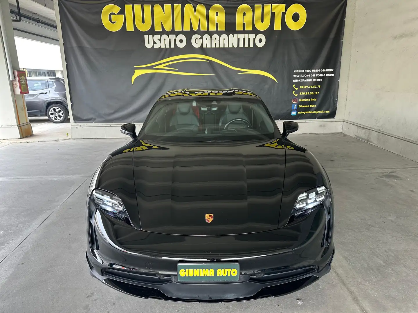 Porsche Taycan Taycan Cross Turismo 4 5p 350kw / 476cv Noir - 2