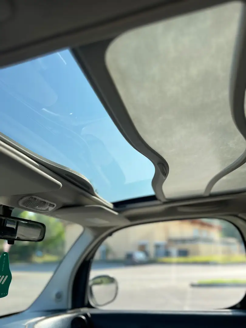 Nissan Cube Cube 1.6 Zen Weiß - 2