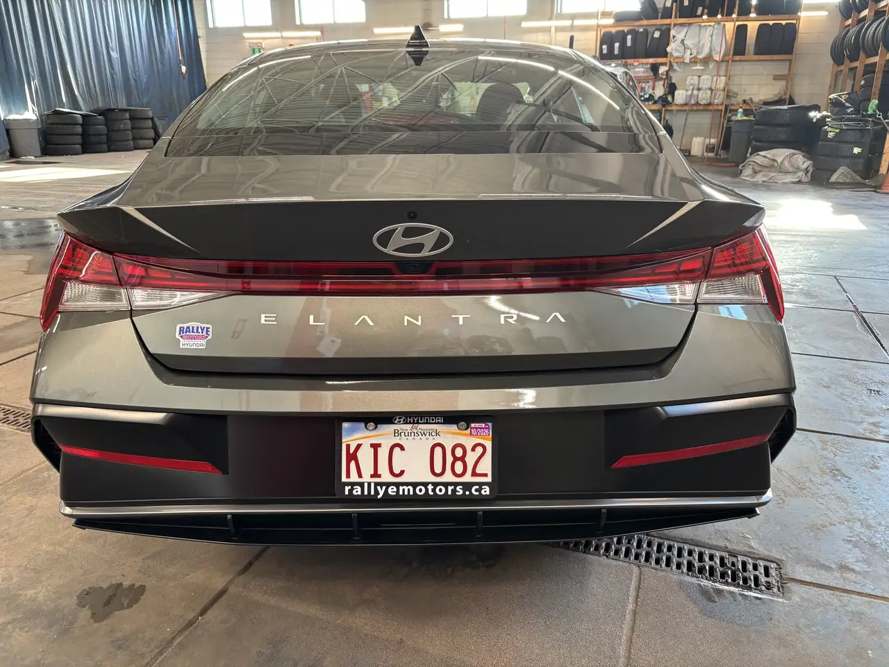 Hyundai ELANTRA снимка Hyundai ELANTRA