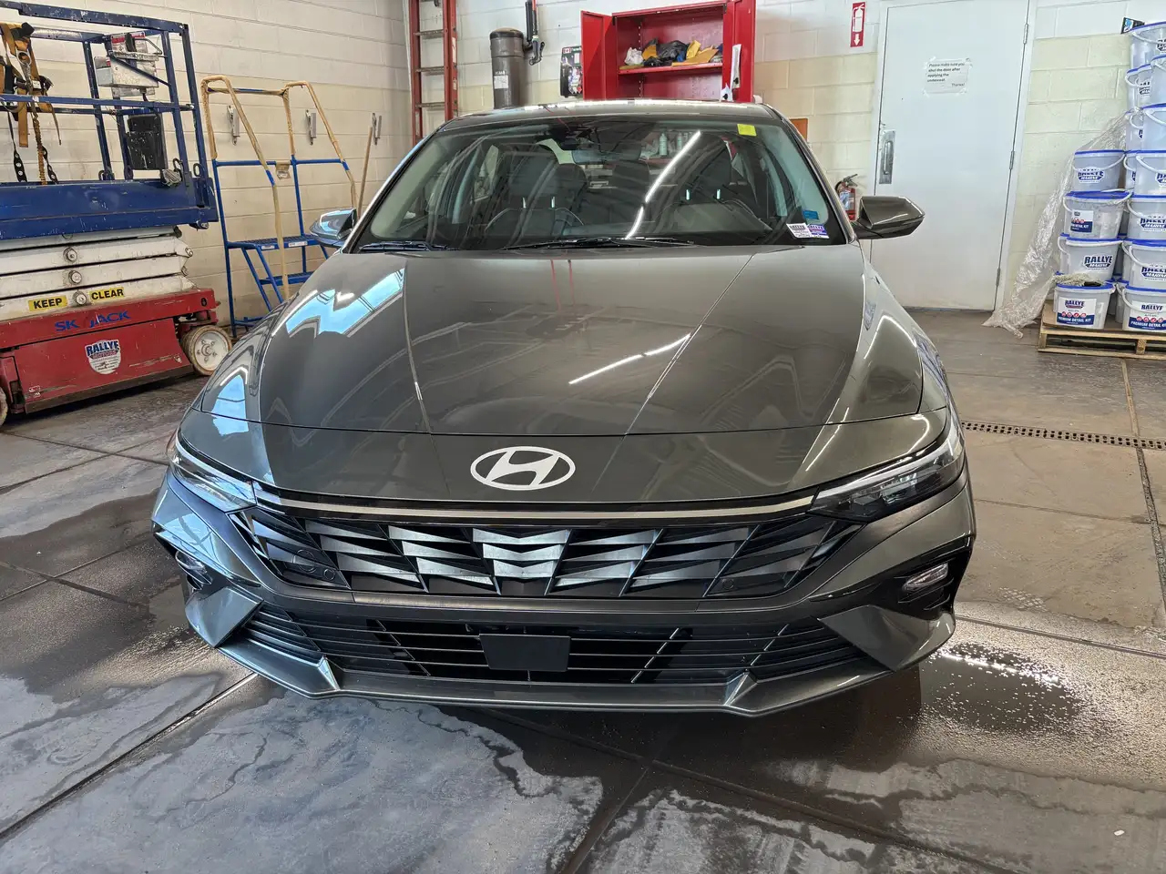 Hyundai ELANTRA снимка Hyundai ELANTRA