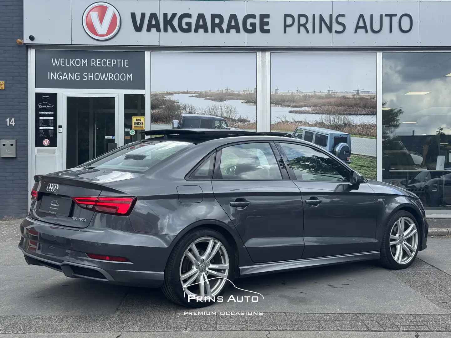Audi A3 Limousine 35 TFSI CoD Advance Sport |VIRTUAL|PANO| Grijs - 2