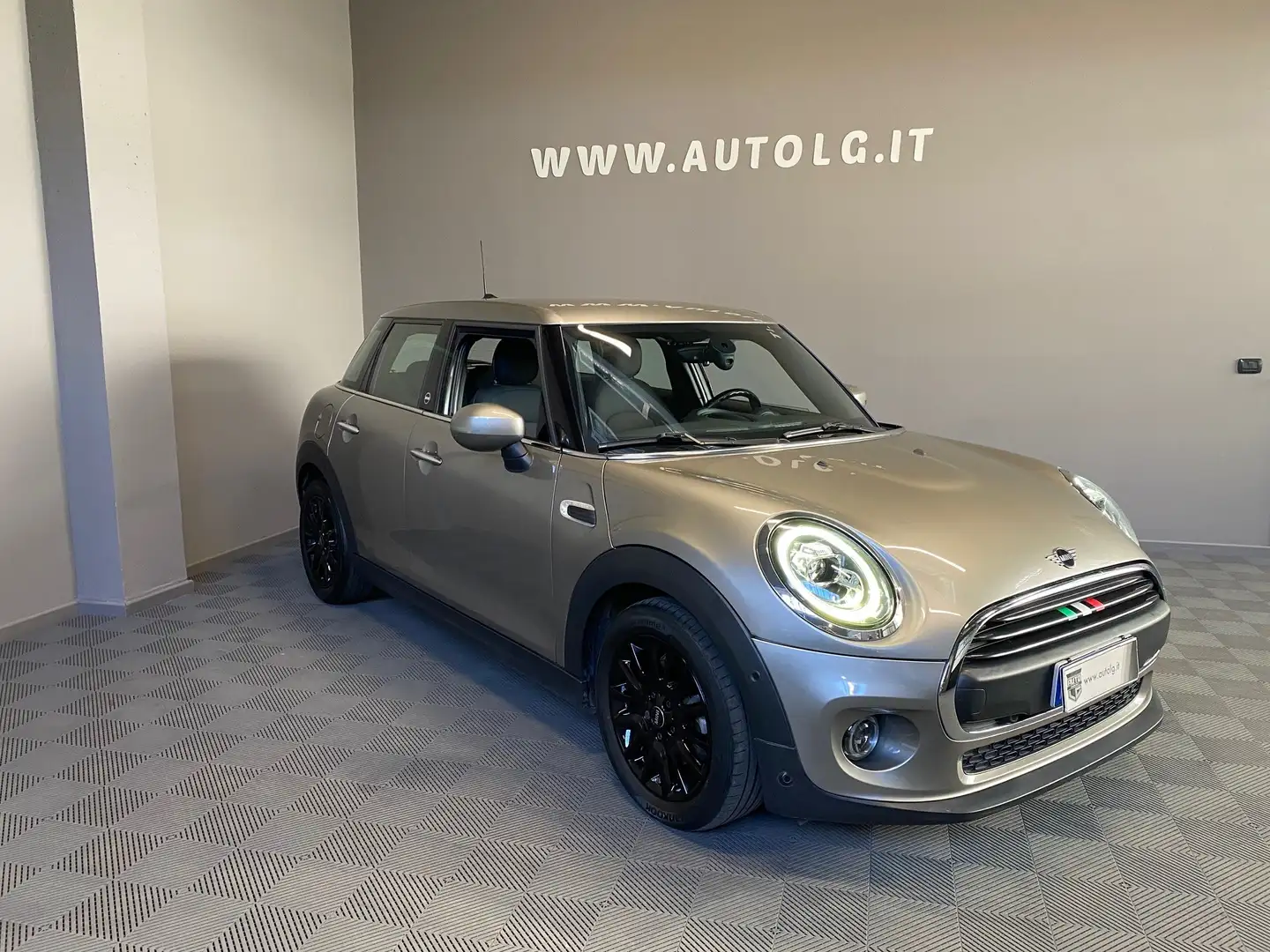 MINI One 5p 1.5 Baker Street 102cv auto OK NEO PREZZO REALE Grigio - 1