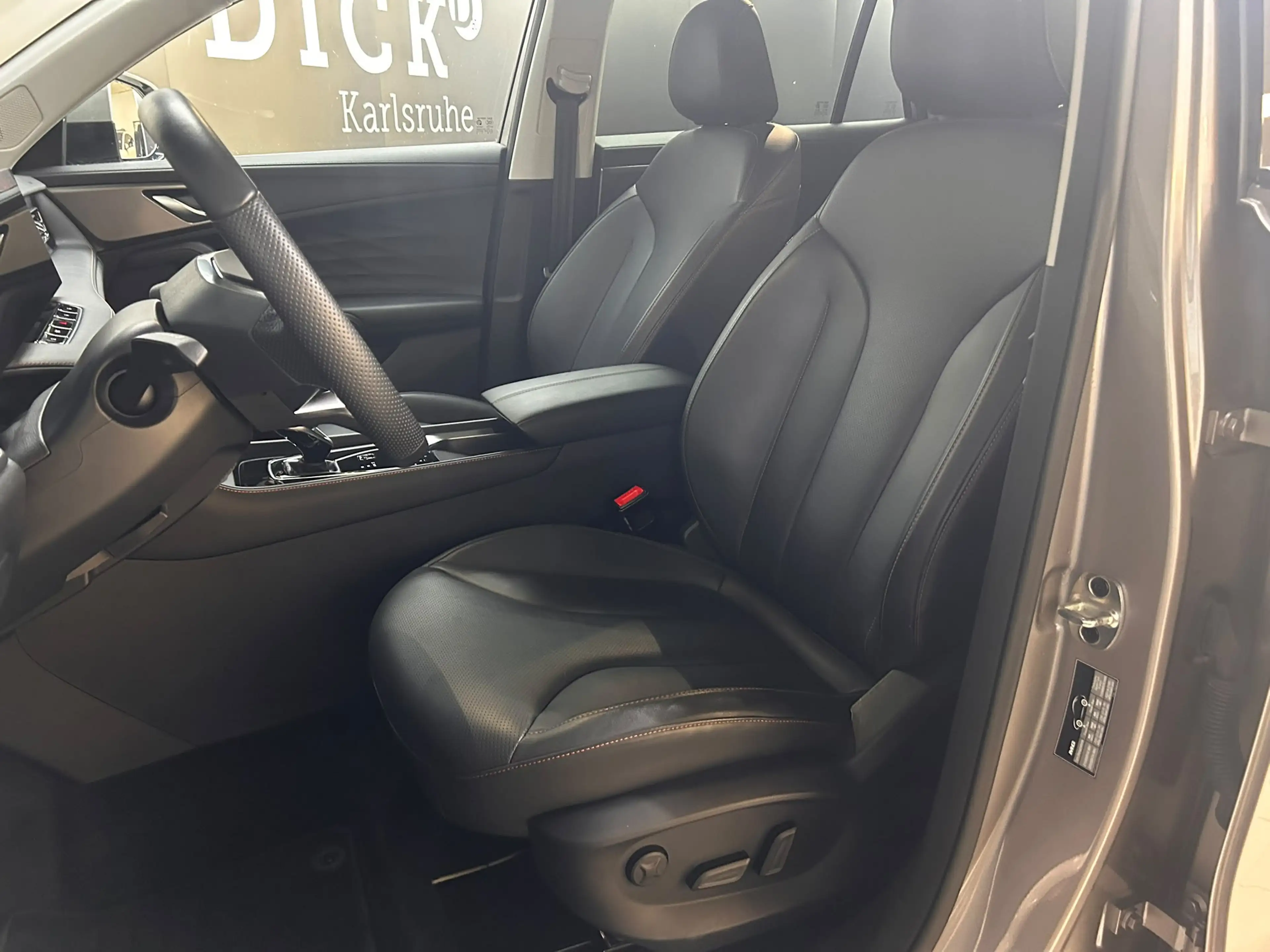 MG HS 1.5 TGDI Luxury >NAV+360+VIRTU+ACC+LEDER+SHZ+ — photo 8
