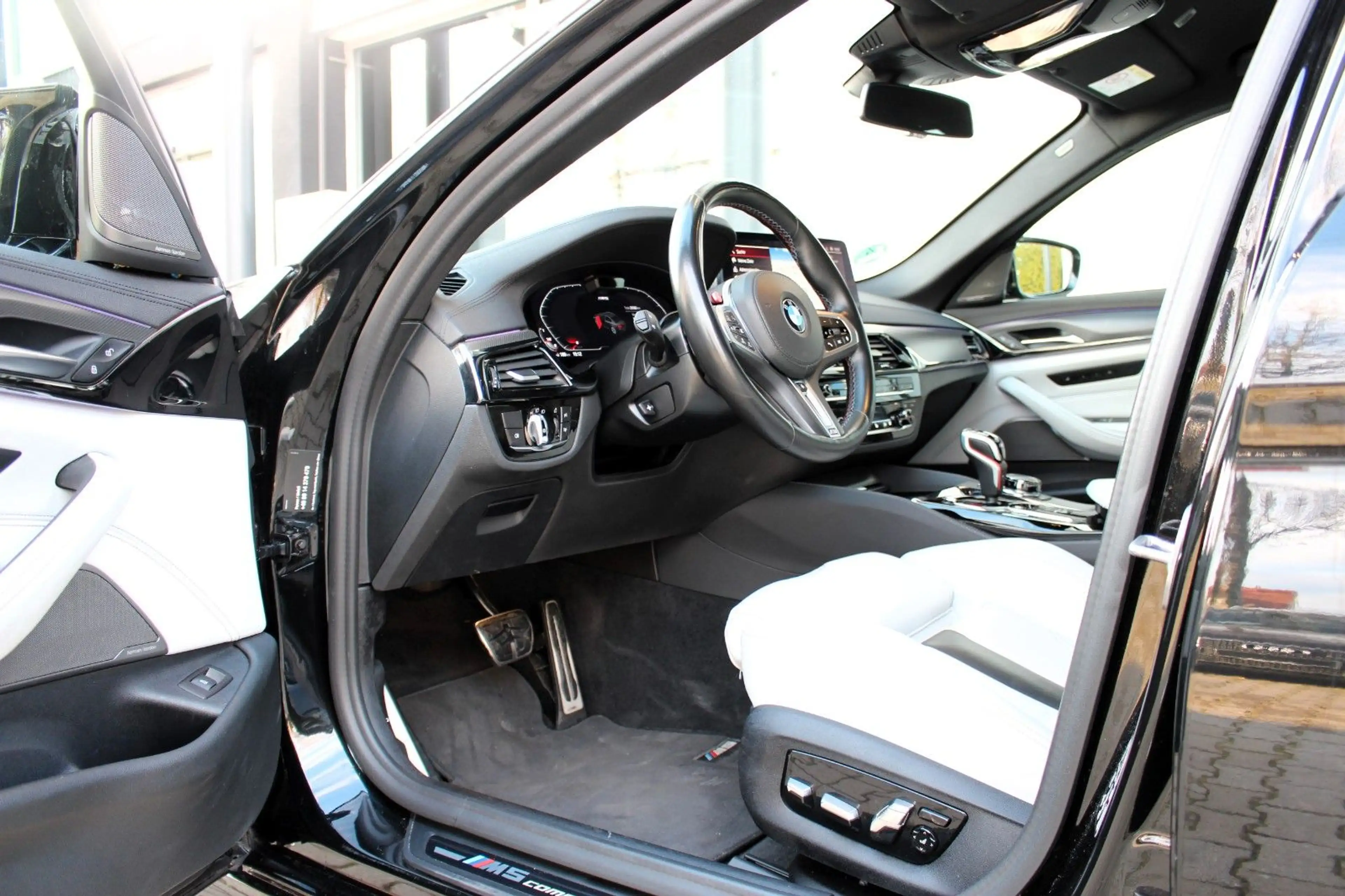 BMW M5 Competition xDrive/ LASER/ MASSAGE/ M DRIVERS — photo 9