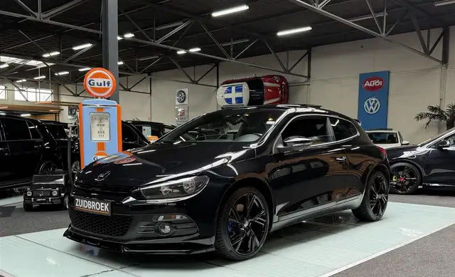 Volkswagen Scirocco 2.0 TSI DSG! Vol optie's! Leer! Pano! Navi! Clima!