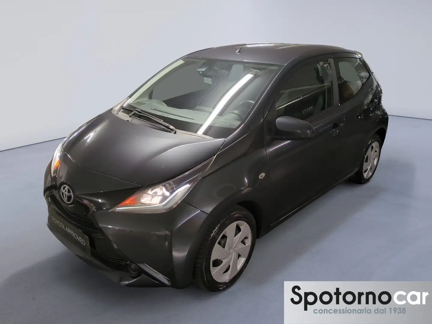 Toyota Aygo Aygo 1.0 VVT-i 69 CV 5 porte x-play TSS - 1