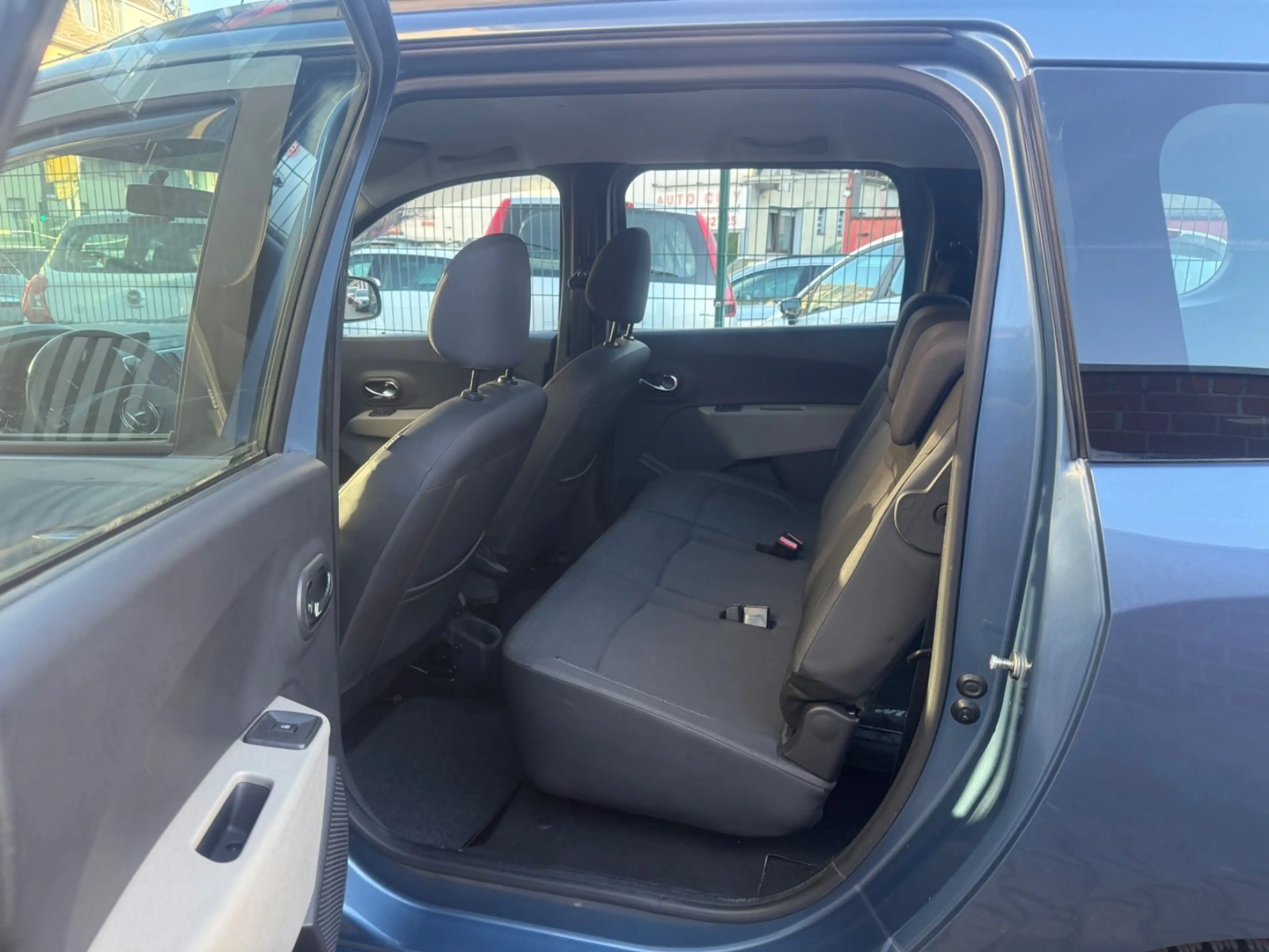 Dacia Lodgy Prestige TÜV NEU* KLIMA — photo 8