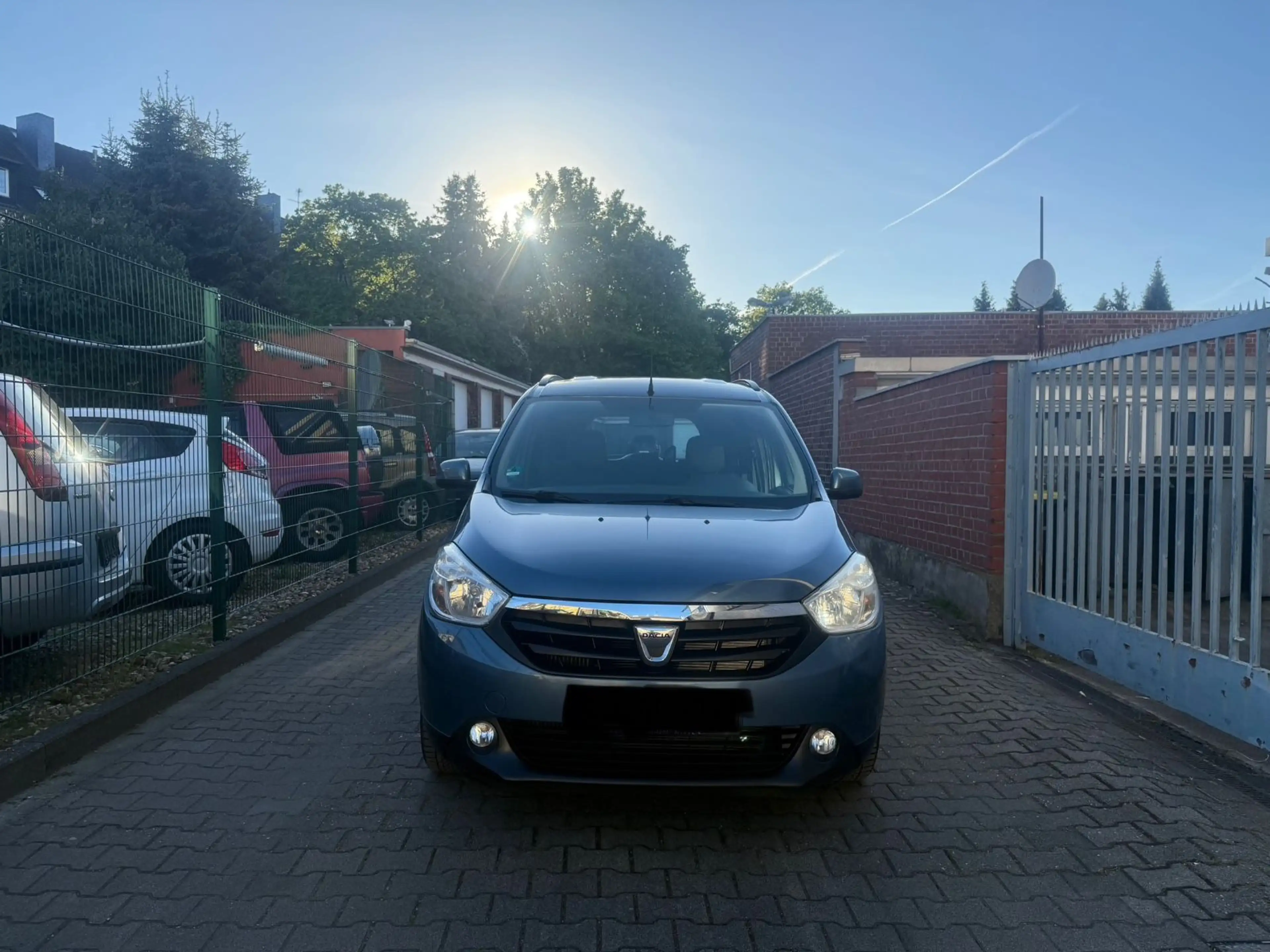 Dacia Lodgy Prestige TÜV NEU* KLIMA — photo 2