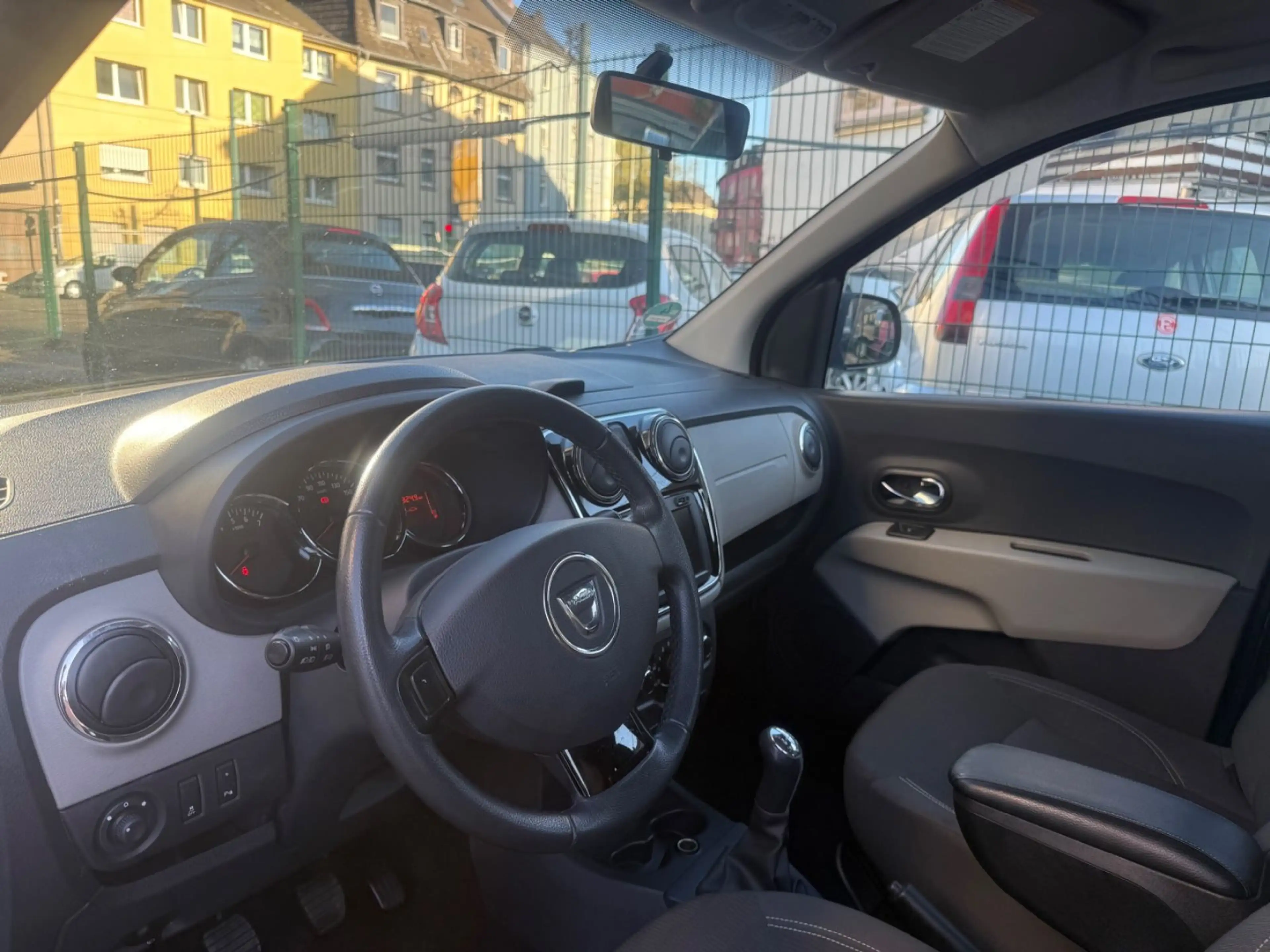 Dacia Lodgy Prestige TÜV NEU* KLIMA — photo 12