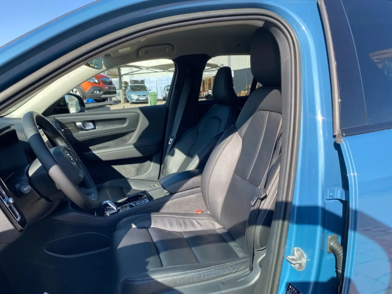 Volvo XC40 Plus Dark T5 Recharge Plug-In Hybrid StandHZG Navi, миниатюра 11