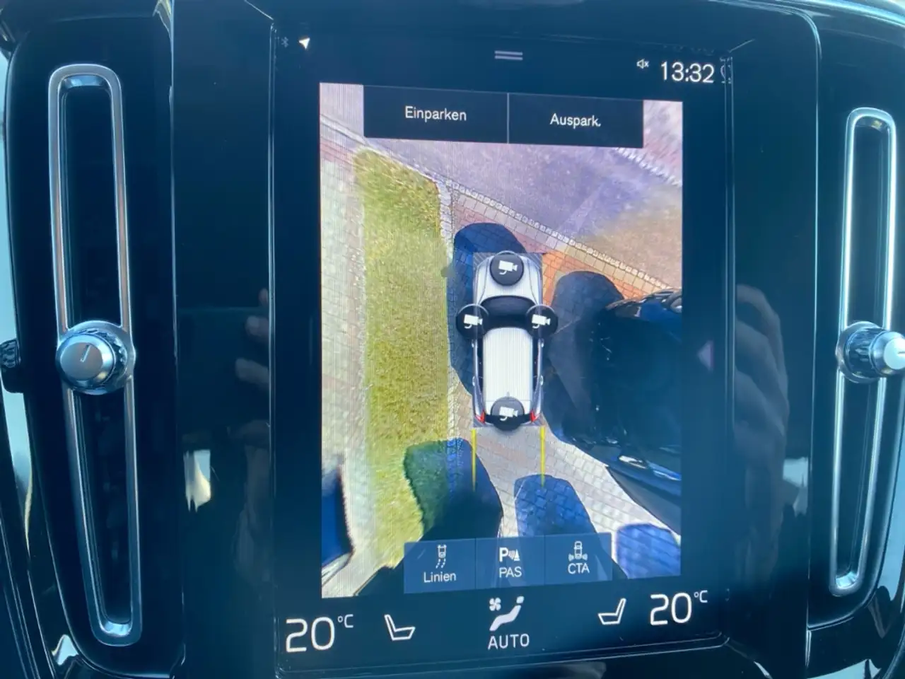 Volvo XC40 Plus Dark T5 Recharge Plug-In Hybrid StandHZG Navi, миниатюра 20